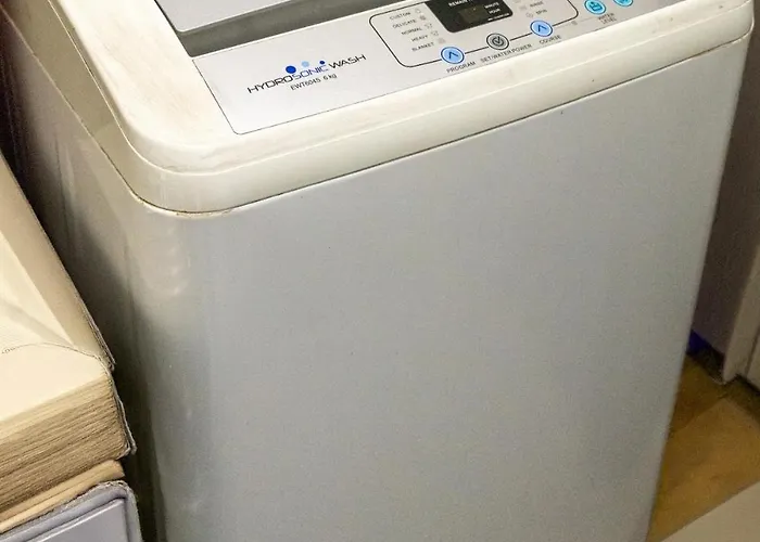 Cozy 1br Near St Lukes Bgc In Forbeswood Heights Apartment