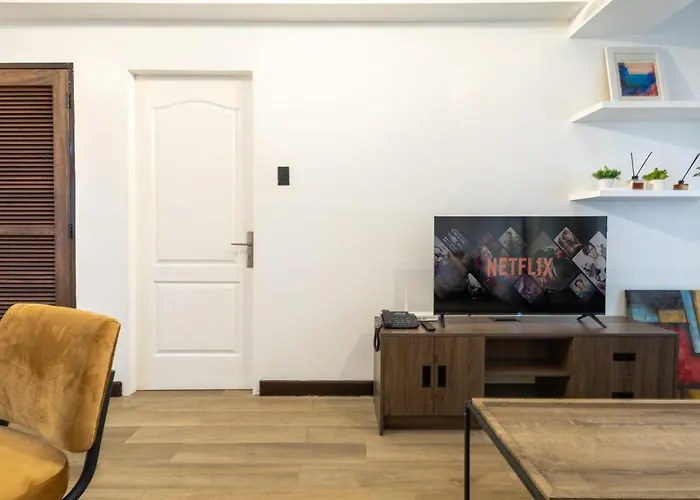 Apartment Cozy 1br Near St Lukes Bgc In Forbeswood Heights Manila