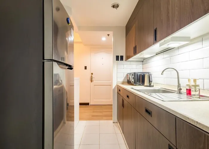 Apartment Cozy 1br Near St Lukes Bgc In Forbeswood Heights *