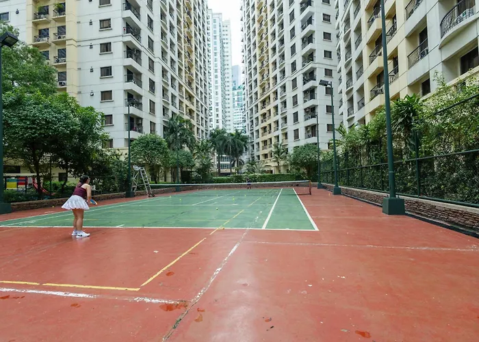 Apartment Cozy 1br Near St Lukes Bgc In Forbeswood Heights Manila