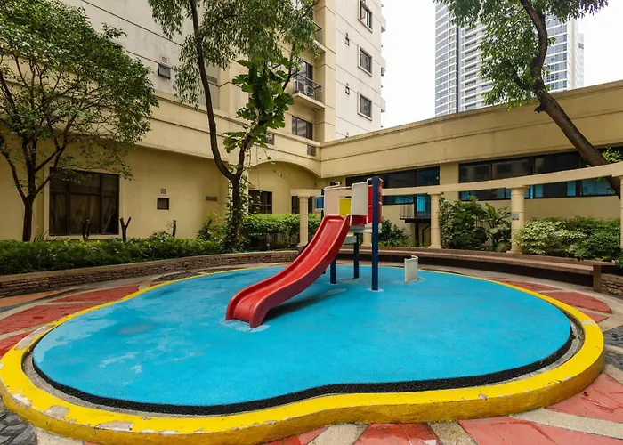 Cozy 1br Near St Lukes Bgc In Forbeswood Heights * Manila