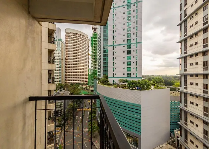 Cozy 1br Near St Lukes Bgc In Forbeswood Heights * Manila