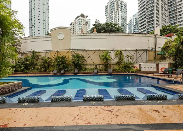 Cozy 1br Near St Lukes Bgc In Forbeswood Heights Apartment
